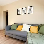 Proche Centre Avec Parking Apartament