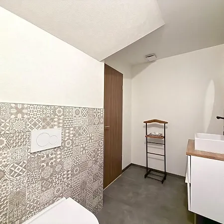 Proche Centre Avec Parking *