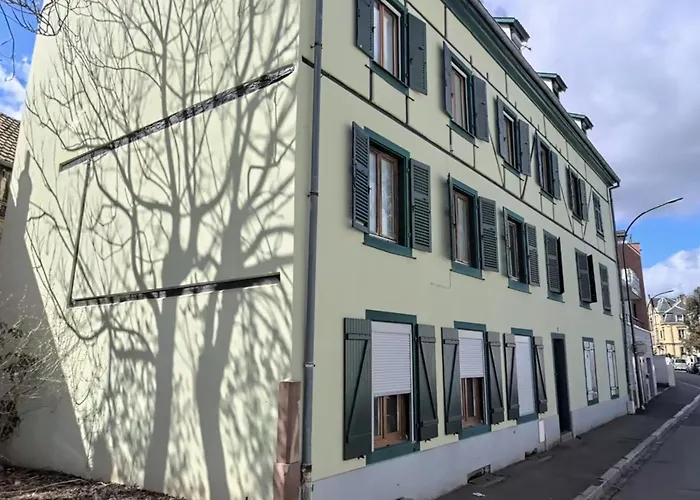 Proche Centre Avec Parking