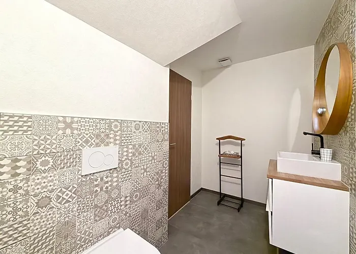 Proche Centre Avec Parking *